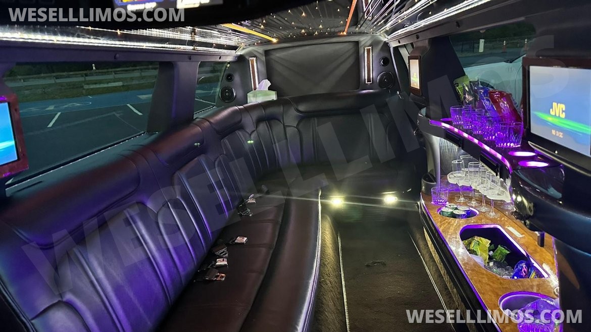 Photo of Limousine for sale: 2013 Lincoln Mkt 120&quot; by Springfield