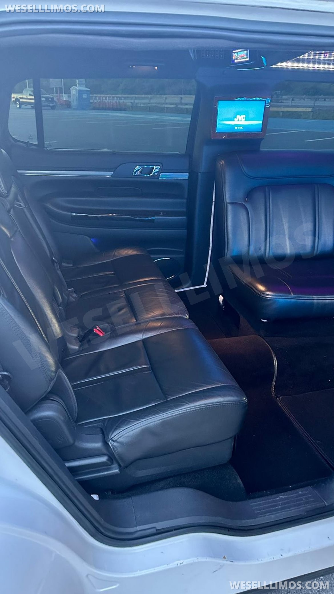 Photo of Limousine for sale: 2013 Lincoln Mkt 120&quot; by Springfield