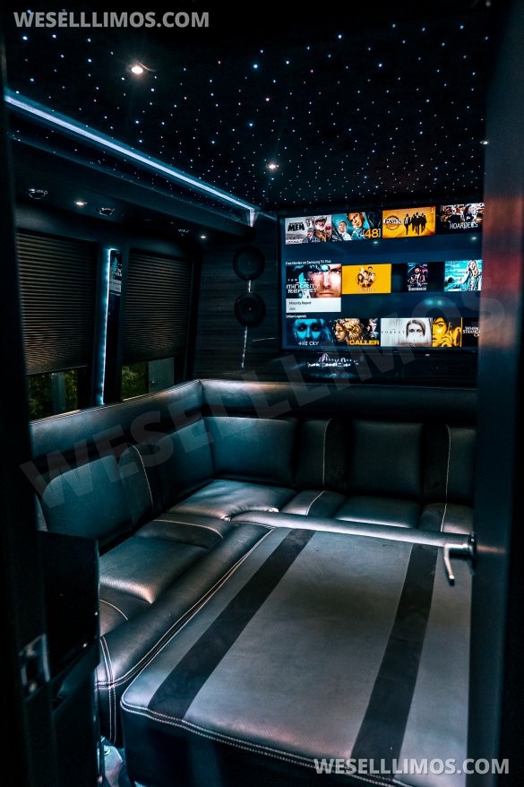 2019 Unique industries  Ford F550 CEO SUV Mobile Office