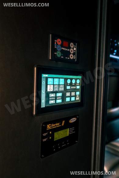 2019 Unique industries  Ford F550 CEO SUV Mobile Office