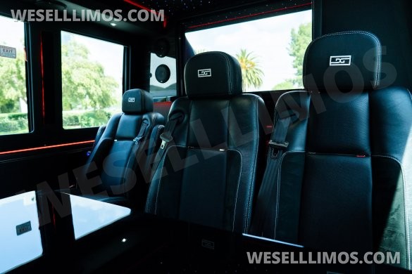 2019 Unique industries  Ford F550 CEO SUV Mobile Office