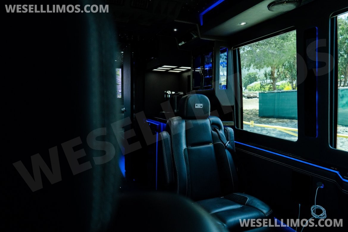 Photo of CEO SUV Mobile Office for sale: 2019 Ford F550 26&quot; by Unique industries