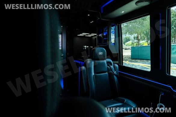 2019 Unique industries  Ford F550 CEO SUV Mobile Office
