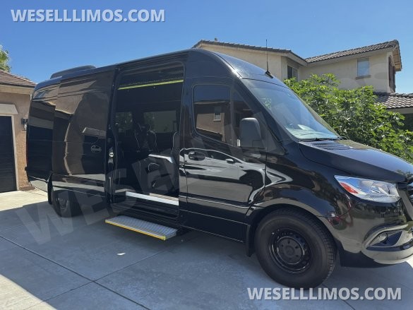 2022 Mercedes-Benz Executive Sprinter Limo - Luxury Conversion - Like new - Low Miles