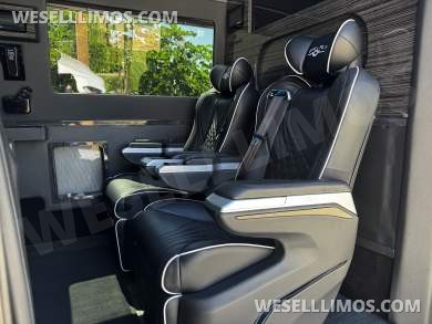 2022 Mercedes-Benz Executive Sprinter Limo - Luxury Conversion - Like new - Low Miles