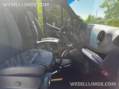 2022 Mercedes-Benz Executive Sprinter Limo - Luxury Conversion - Like new - Low Miles