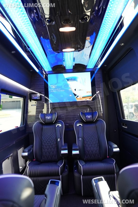 2022 Mercedes-Benz Executive Sprinter Limo - Luxury Conversion - Like new - Low Miles