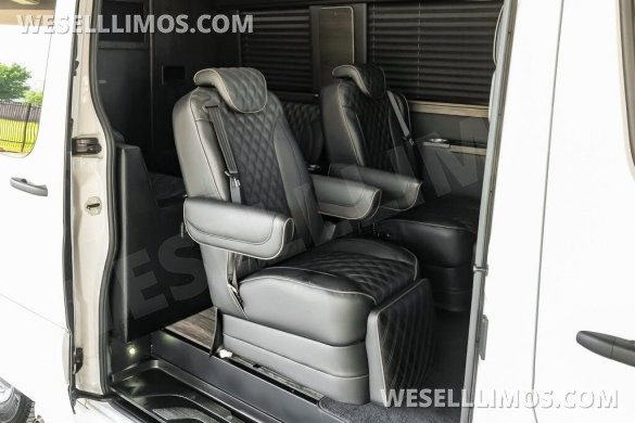 2024 Midwest Luxe Cruiser  Mercedes-Benz Sprinter 2500 Sprinter