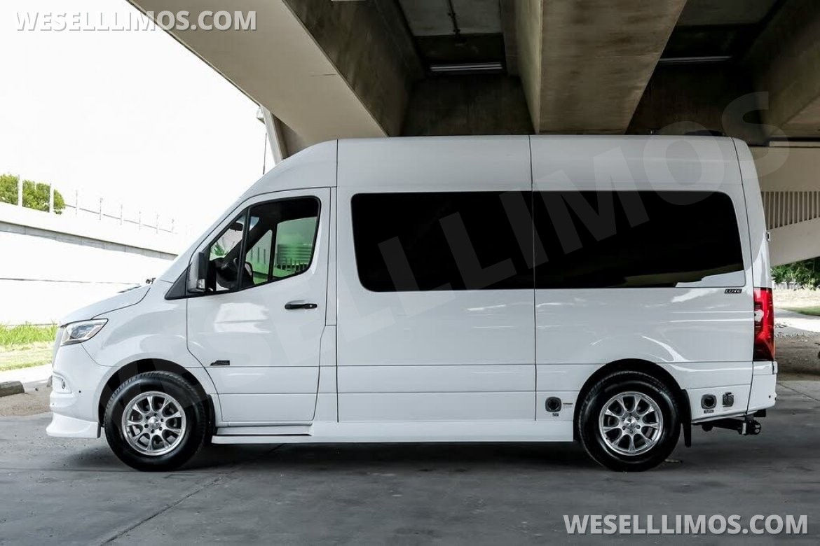 Photo of Sprinter for sale: 2024 Mercedes-Benz Sprinter 2500 234&quot; by Midwest Luxe Cruiser
