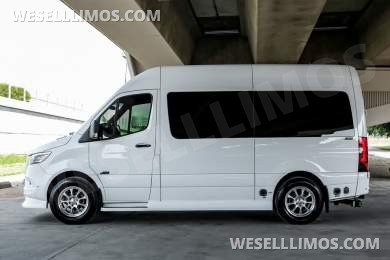 2024 Midwest Luxe Cruiser  Mercedes-Benz Sprinter 2500 Sprinter