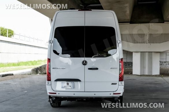 2024 Midwest Luxe Cruiser  Mercedes-Benz Sprinter 2500 Sprinter