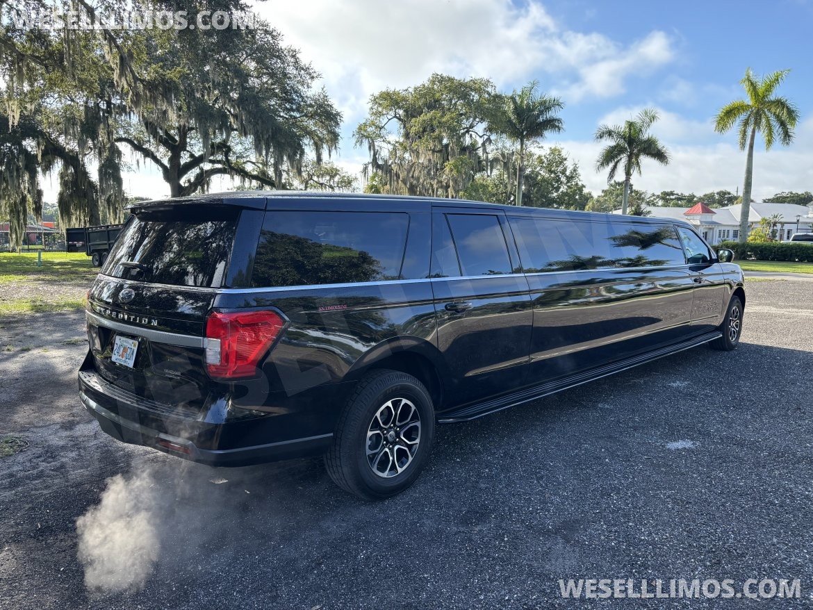 Photo of SUV Stretch for sale: 2022 Ford Expedition