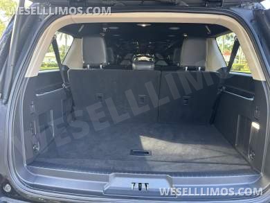 2022 Ford Expedition SUV Stretch Limousine- Was A Family Vehicle