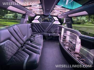 2022 Ford Expedition SUV Stretch Limousine- Was A Family Vehicle