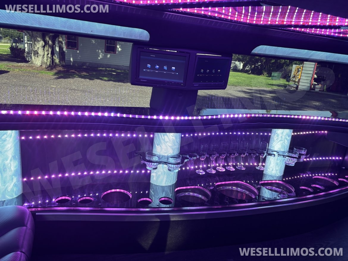 Photo of SUV Stretch for sale: 2022 Ford Expedition