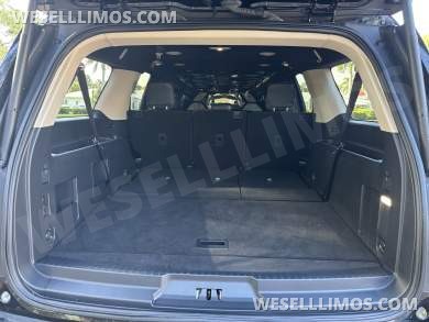 2022 Ford Expedition SUV Stretch Limousine- Was A Family Vehicle