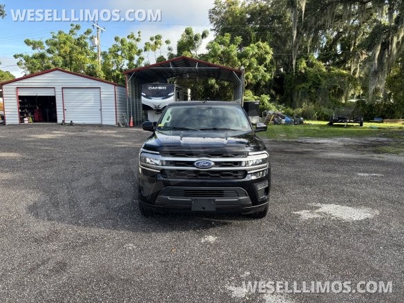 2022 Ford Expedition SUV Stretch Limousine- Was A Family Vehicle