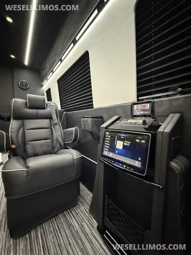 Business Style Jet Sprinter