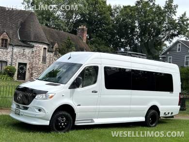 2023 4x4 V6 Eco Revolution Arched Limousine AMG Trim Auto Elite MB Sprinter Heat/Massage Seats