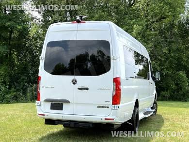 2023 4x4 V6 Eco Revolution Arched Limousine AMG Trim Auto Elite MB Sprinter Heat/Massage Seats