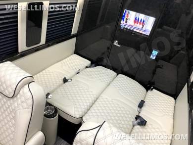 2023 4x4 V6 Eco Revolution Arched Limousine AMG Trim Auto Elite MB Sprinter Heat/Massage Seats