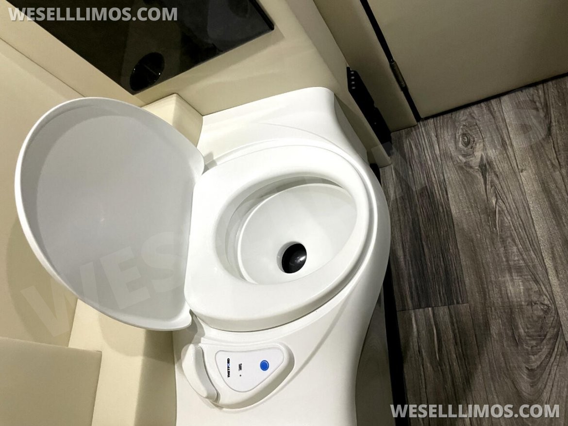 Photo of Sprinter for sale: 2023 Mercedes-Benz Sprinter by Auto Elite