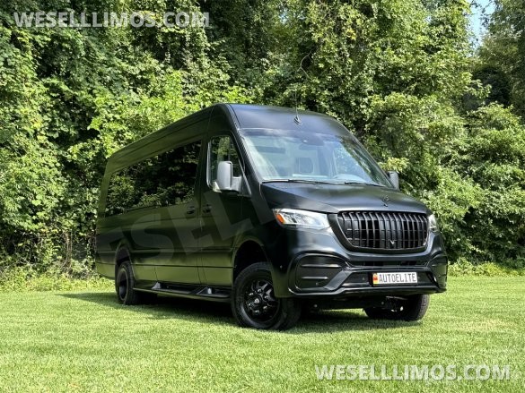 2023 AWD Matte Black Maybach Trim Sprinter Road Liner Limousine Leather Heat/Cool/Massage Seat
