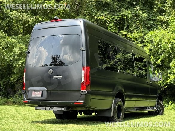 2023 AWD Matte Black Maybach Trim Sprinter Road Liner Limousine Leather Heat/Cool/Massage Seat