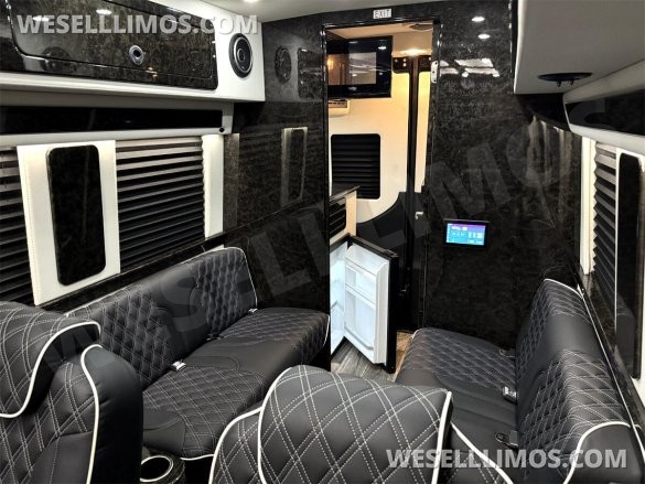 2025 Eco Revolution AWD AMG Trim Auto Elite MB Sprinter Heat/Massage 12hrs power w/o engine