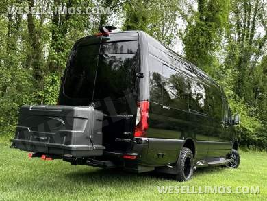 2025 Eco Revolution AWD AMG Trim Auto Elite MB Sprinter Heat/Massage 12hrs power w/o engine