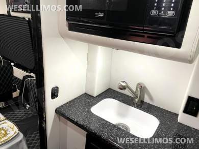 2025 Eco Revolution AWD AMG Trim Auto Elite MB Sprinter Heat/Massage 12hrs power w/o engine