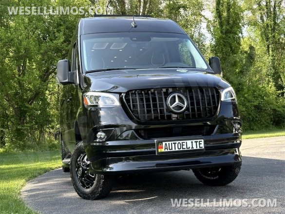 2025 Eco Revolution AWD AMG Trim Auto Elite MB Sprinter Heat/Massage 12hrs power w/o engine