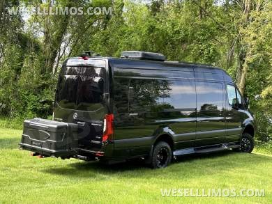 2025 Eco Revolution AWD AMG Trim Auto Elite MB Sprinter Heat/Massage 12hrs power w/o engine