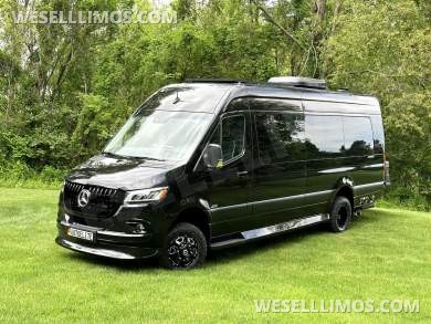 2025 Eco Revolution AWD AMG Trim Auto Elite MB Sprinter Heat/Massage 12hrs power w/o engine