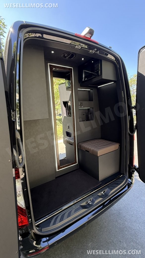 2024 Unique Industries Mercedes-Benz Sprinter 3500 AWD Limousine