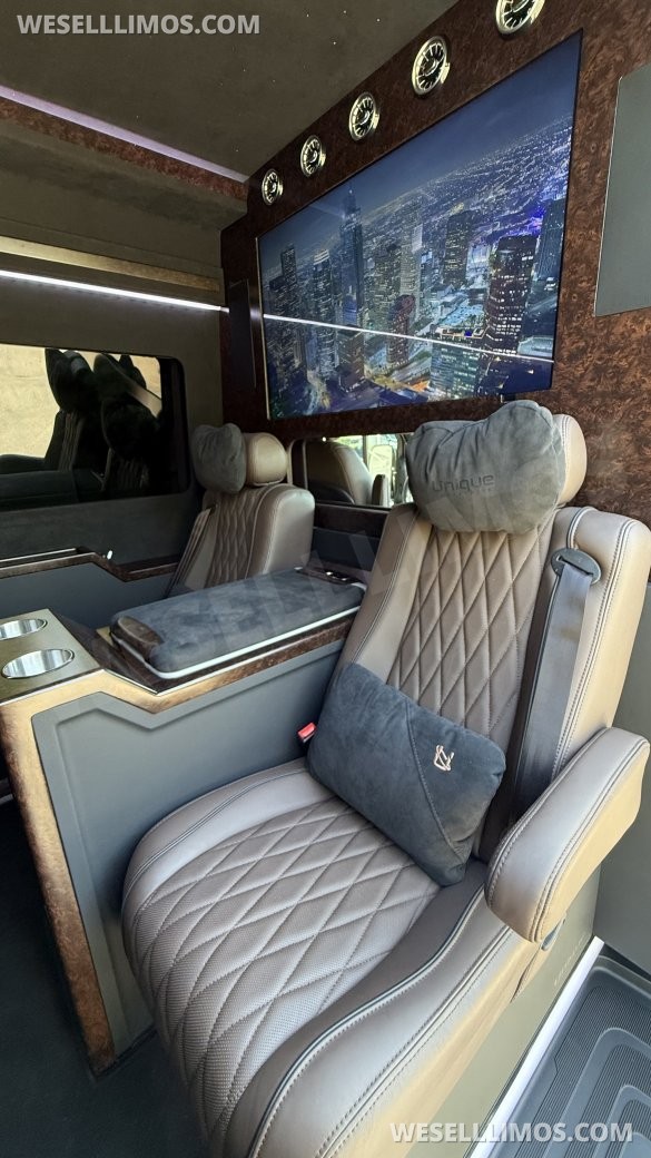 2024 Unique Industries Mercedes-Benz Sprinter 3500 AWD Limousine