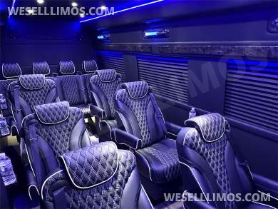 2023 AWD 12 Passenger Dreamliner Auto Elite Mercedes-Benz Sprinter