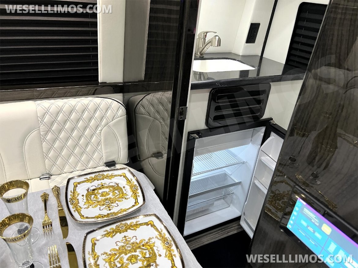 Photo of Sprinter for sale: 2025 Mercedes-Benz Sprinter by Auto Elite