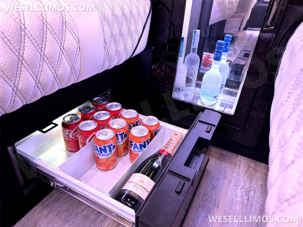 Photo of Sprinter for sale: 2024 Mercedes-Benz Sprinter by Auto Elite