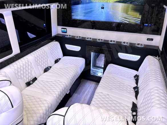 2024 Maybach Trim Air Ride Susp Leather Heat/Cool/Massage Auto Elite MBSprinter Road Liner Limo