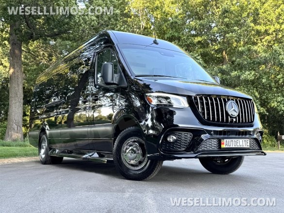 2024 Maybach Trim Leather Heat/Cool/Massage Seat Air Ride Auto Elite MBSprinter Road Liner Limo