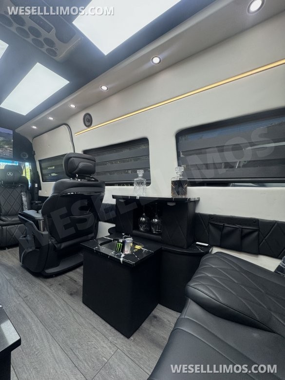 2024 Mercedes-Benz Luxury Sprinter Van 170" Ext 2500 Diesel