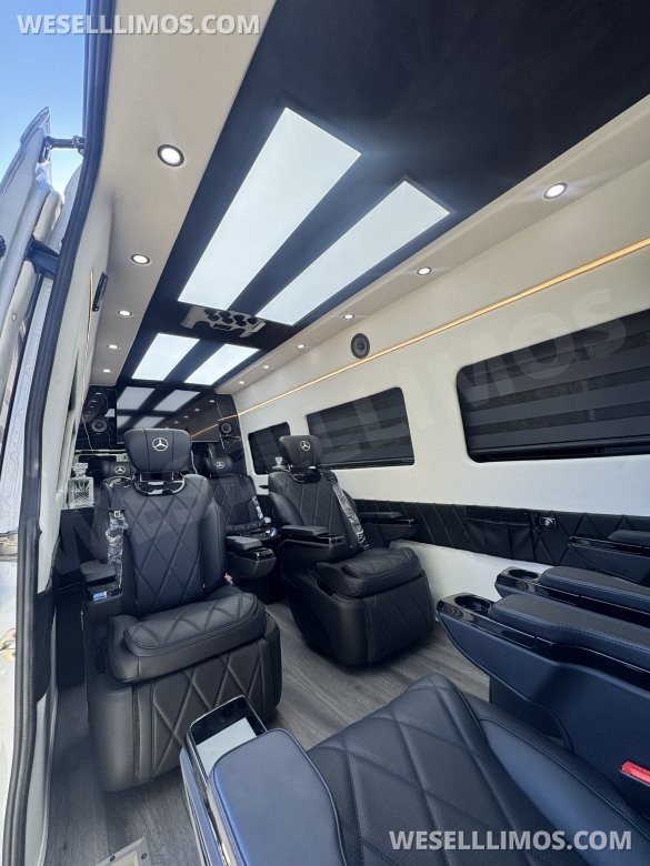 2024 Mercedes-Benz Luxury Sprinter Van 170" Ext 2500 Diesel