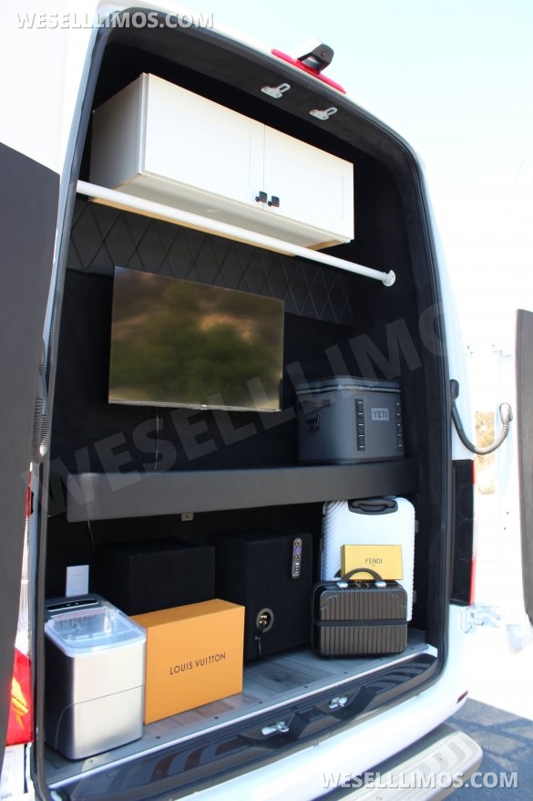 2024 Mercedes-Benz Luxury Sprinter Van 170" Ext 2500 Diesel