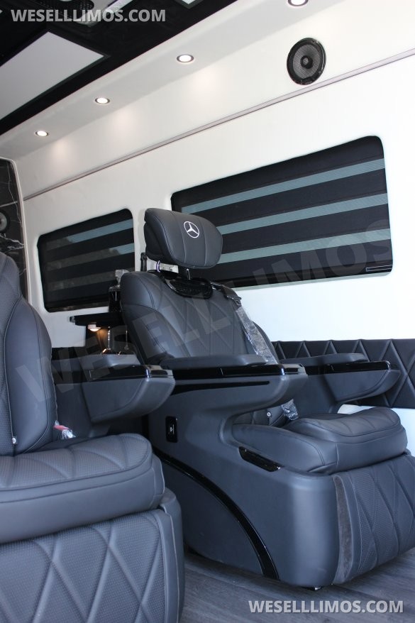 2024 Mercedes-Benz Luxury Sprinter Van 170" Ext 2500 Diesel