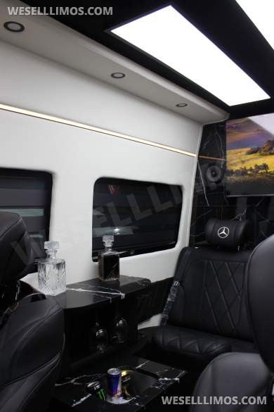 2024 Mercedes-Benz Luxury Sprinter Van 170" Ext 2500 Diesel