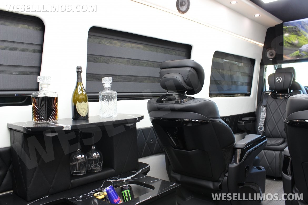 Photo of Sprinter for sale: 2024 Mercedes-Benz 2500 Ext Sprinter Van 170"