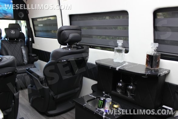 2024 Mercedes-Benz Luxury Sprinter Van 170" Ext 2500 Diesel