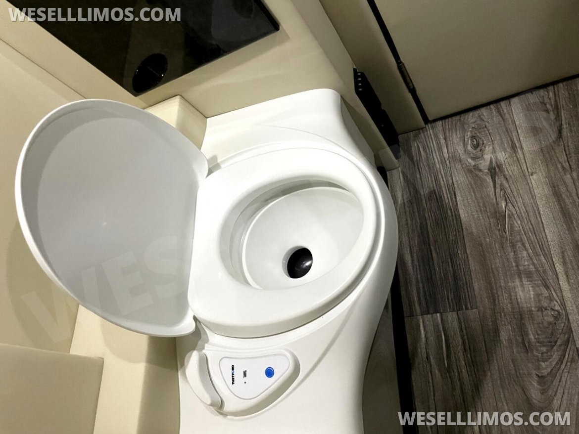 Photo of Sprinter for sale: 2024 Mercedes-Benz Sprinter by Auto Elite