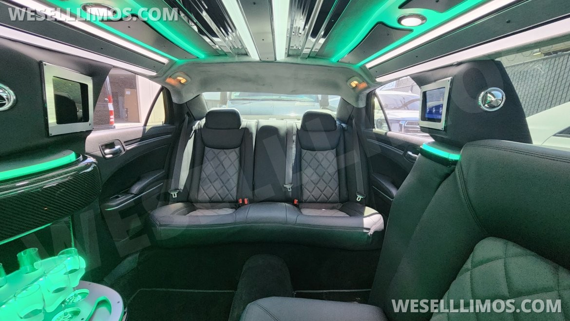 Photo of Limousine for sale: 2022 Chrysler 300 140&quot; by SPV